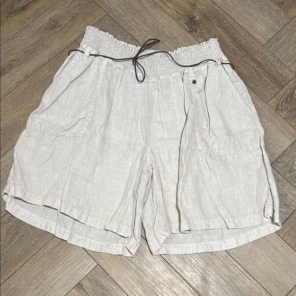 Wrap London Linen Shorts - Picture 1 of 5